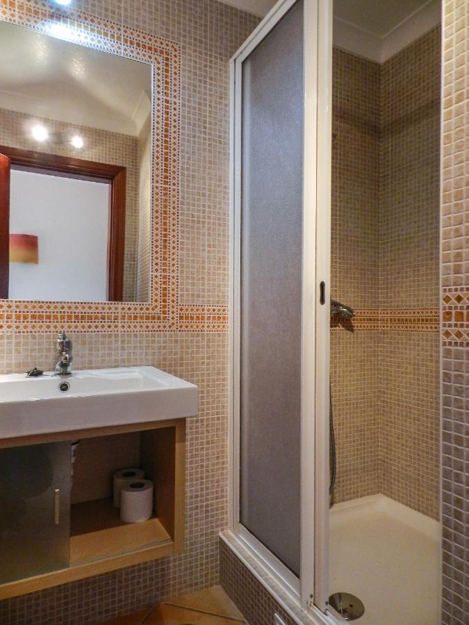 Residencia Julio Hotel Sagres Bagian luar foto
