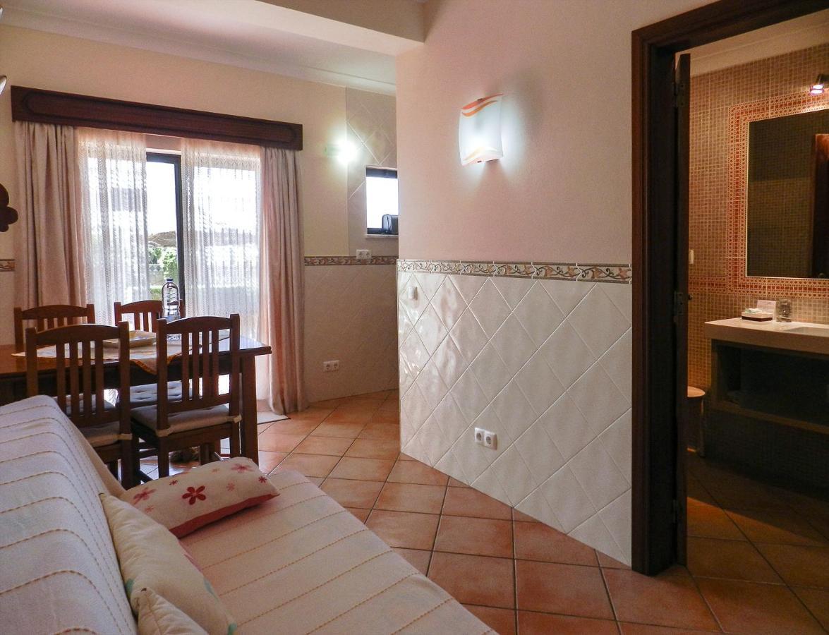 Residencia Julio Hotel Sagres Bagian luar foto