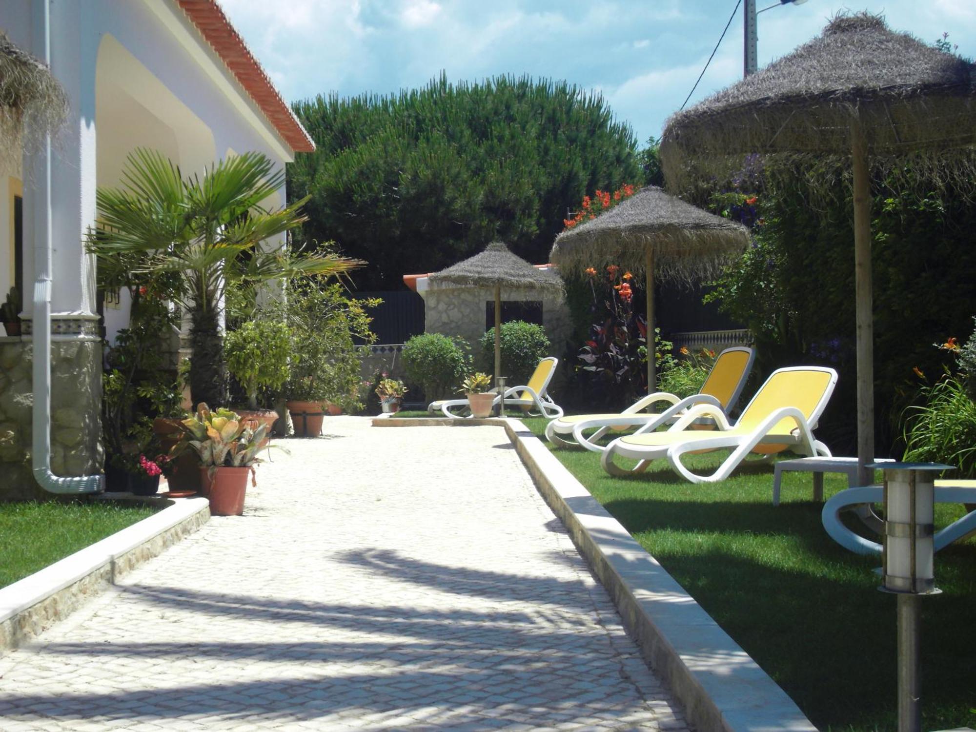 Residencia Julio Hotel Sagres Bagian luar foto