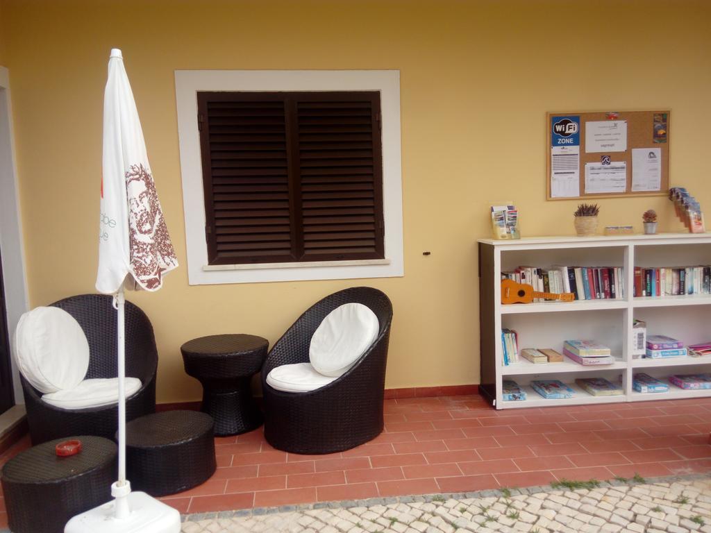 Residencia Julio Hotel Sagres Bagian luar foto